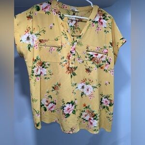 Women’s plus blouse